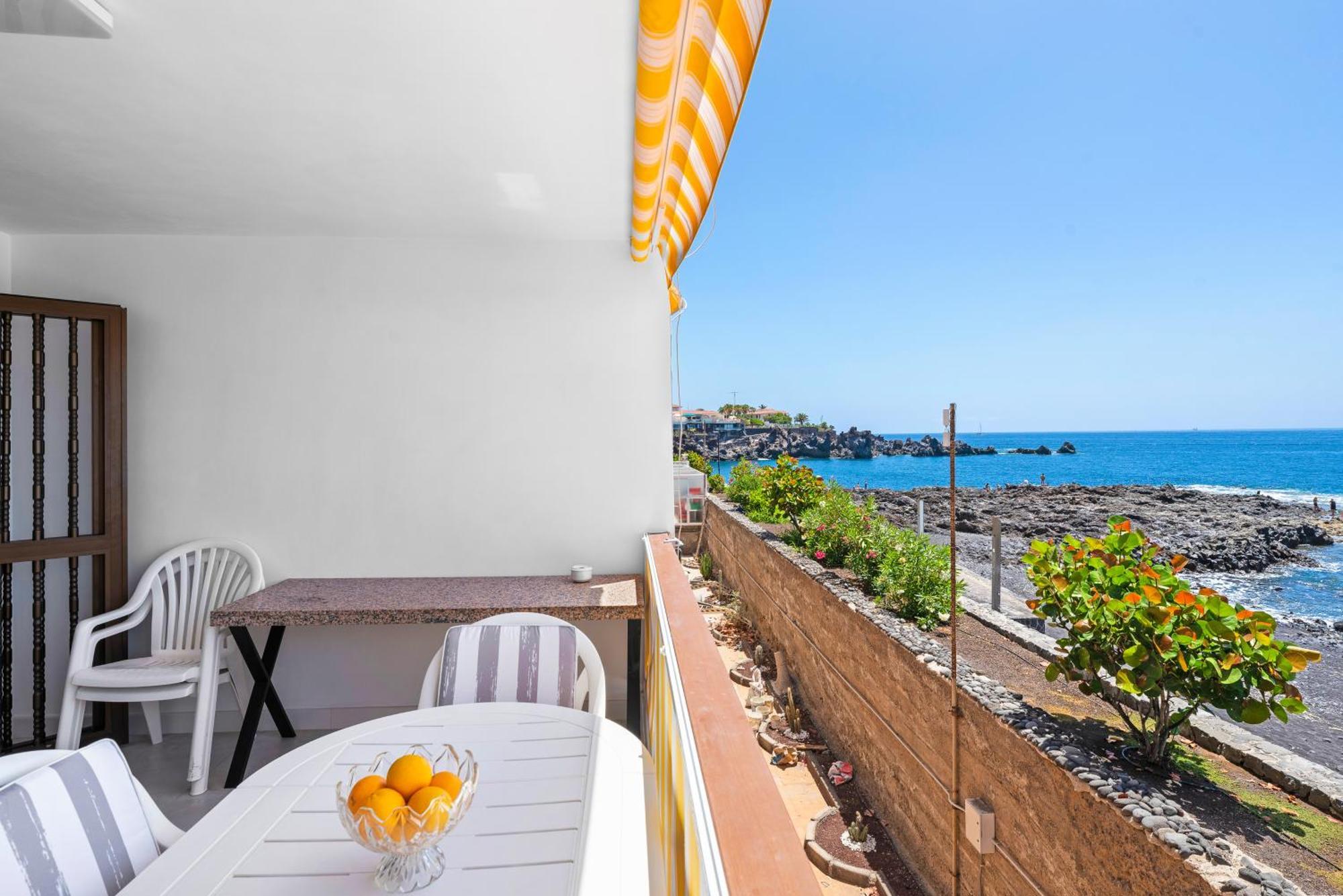 Neptuno Ocean View, Beach Line With Pool Puerto de Santiago (Tenerife) Exterior foto